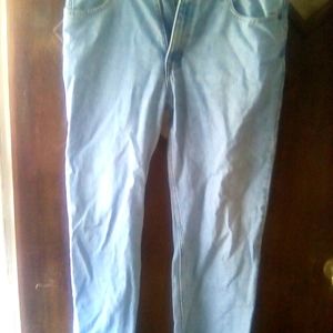 Warm Pair of Rugged Jeans 👖